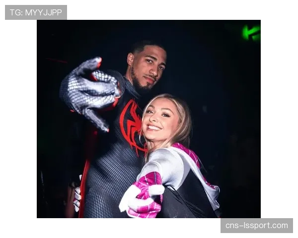 特写：时隔五年重返季后赛，德章泰·默里在训练馆的加练之夜